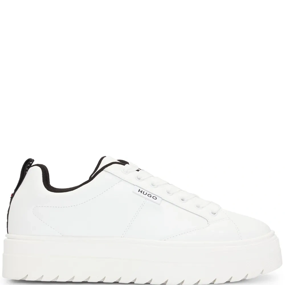 Кроссовки на платформе с логотипом