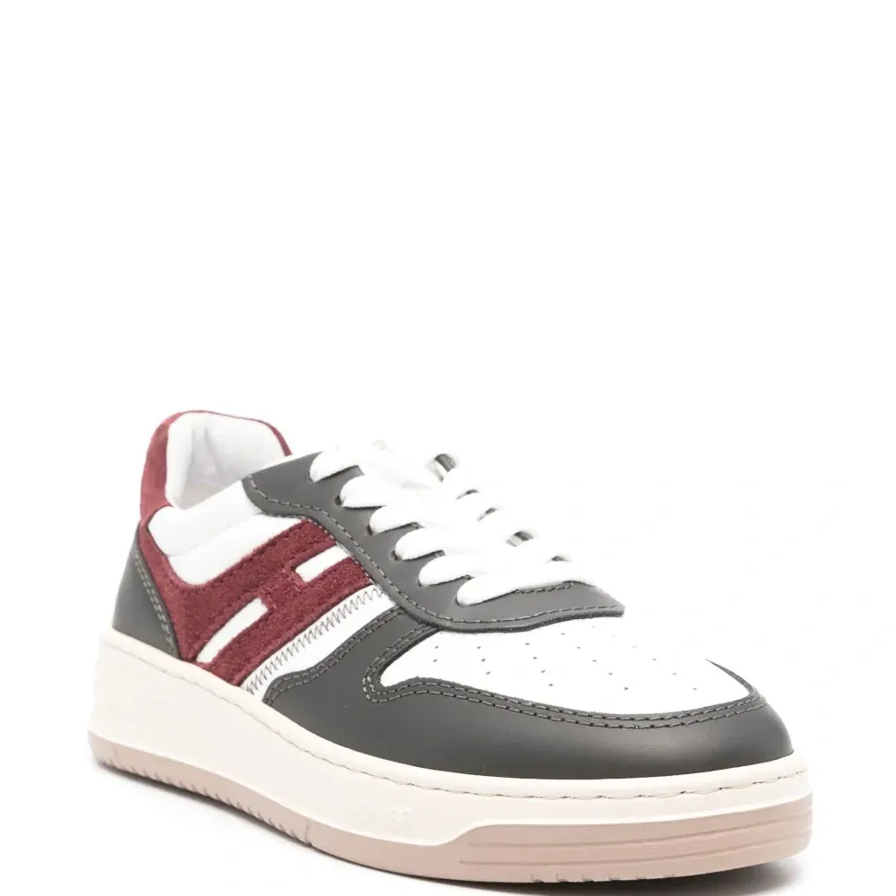 Кроссовки H630