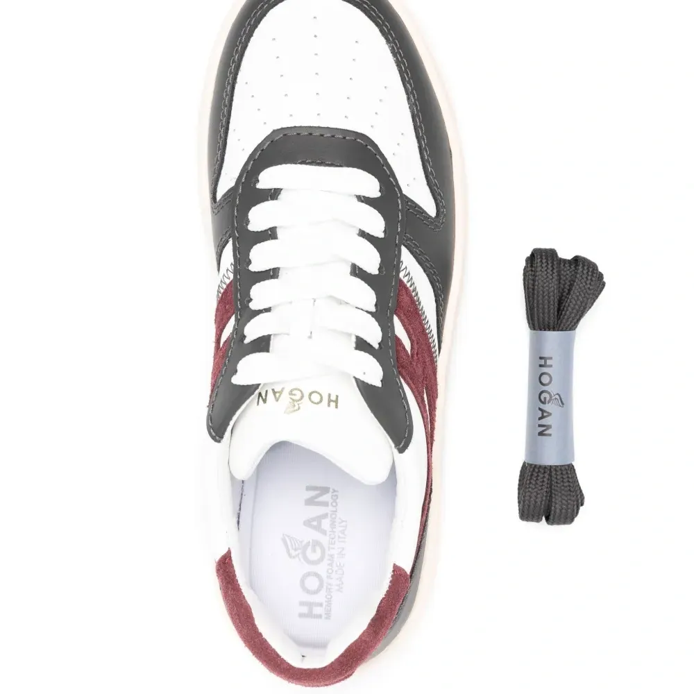 Кроссовки H630