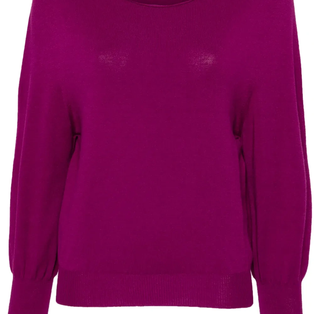 Топ с вырезом-лодочкой Топ с вырезом-лодочкой