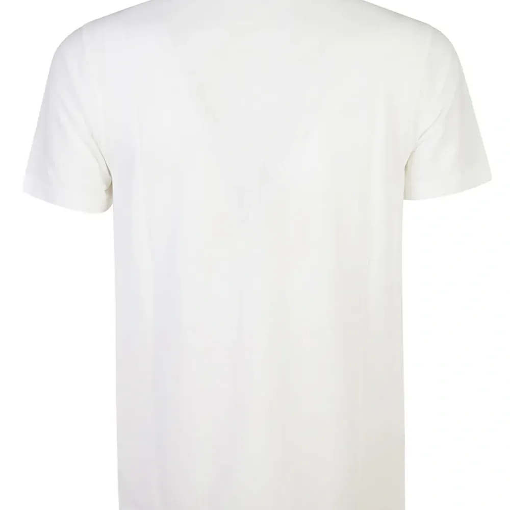 Футболка с круглым вырезом