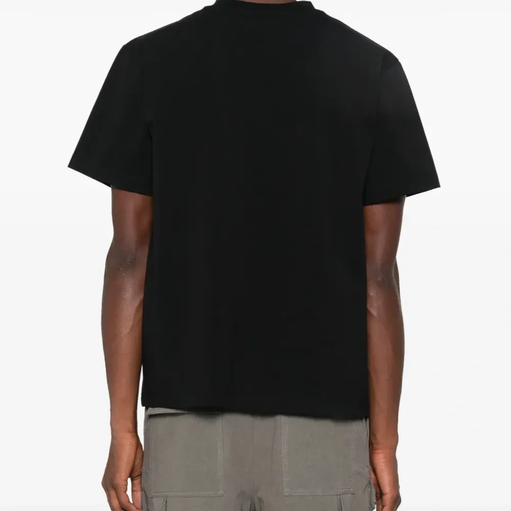 Футболка с принтом Shelter