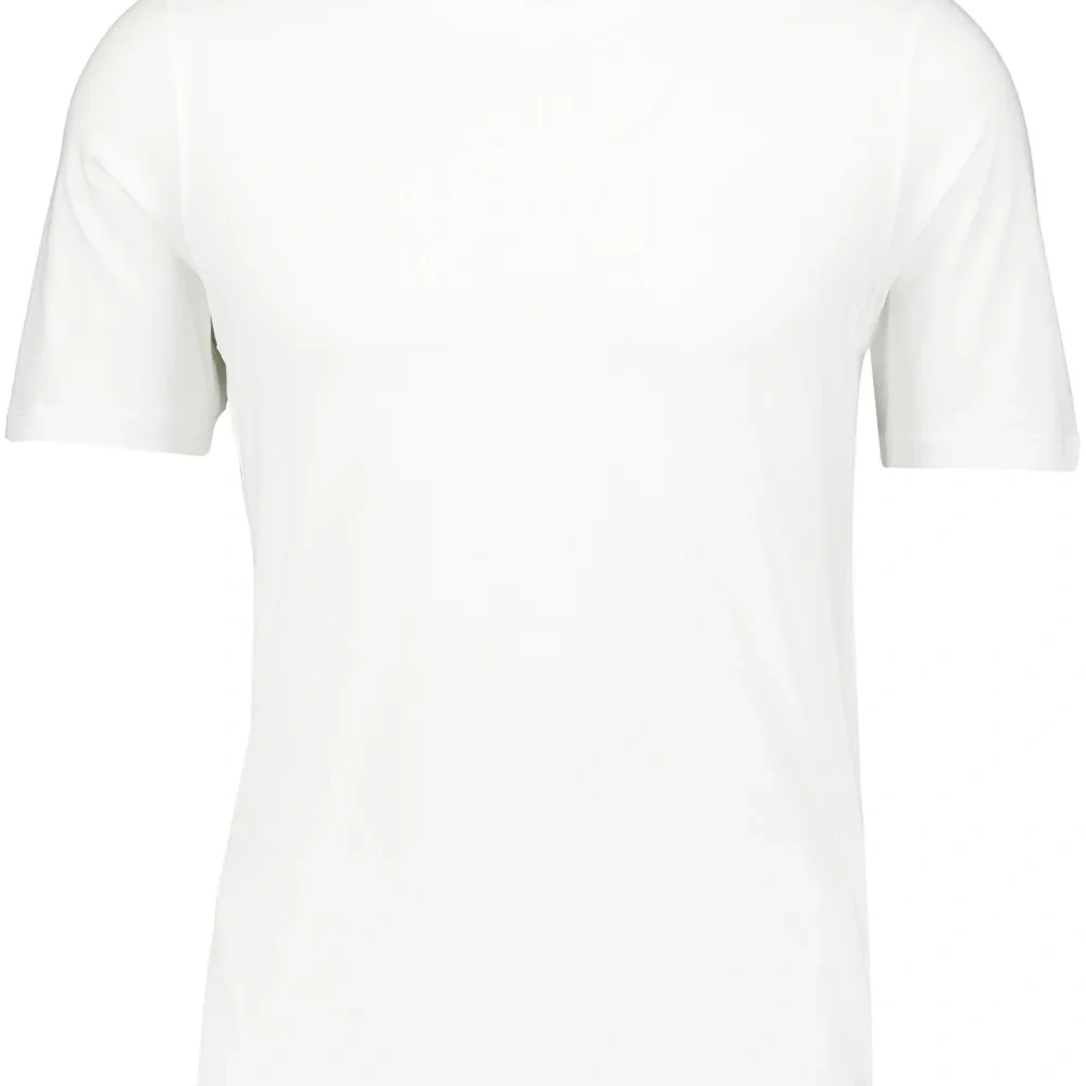 Футболка с круглым вырезом