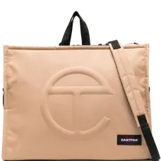 Рюкзак с тисненым логотипом из коллаборации с Eastpak Рюкзак с тисненым логотипом из коллаборации с Eastpak