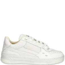 Кроссовки с перфорацией