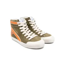 Кеды с нашивкой