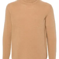 Свитер с высоким воротником