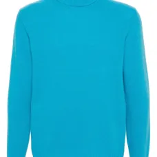 Свитер с высоким воротником