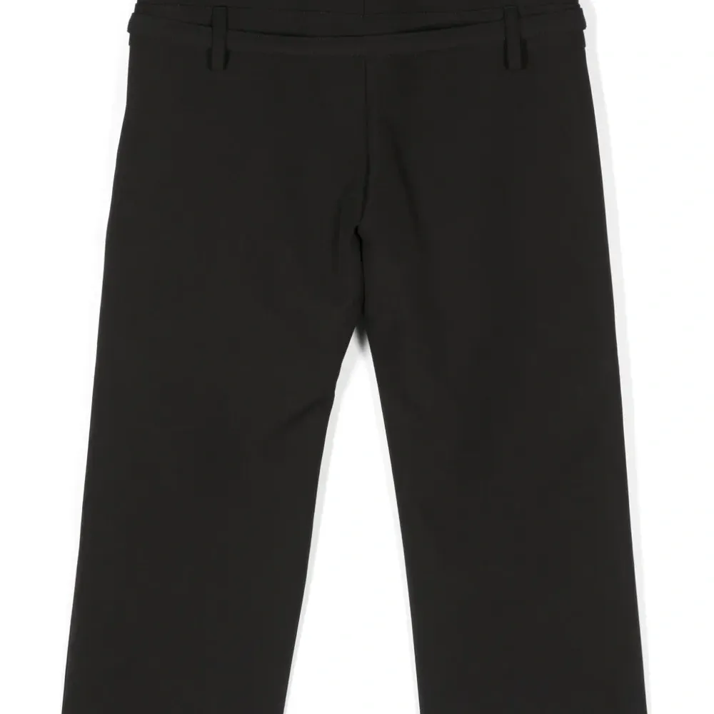 брюки с вышитым логотипом