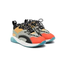 кроссовки со вставками