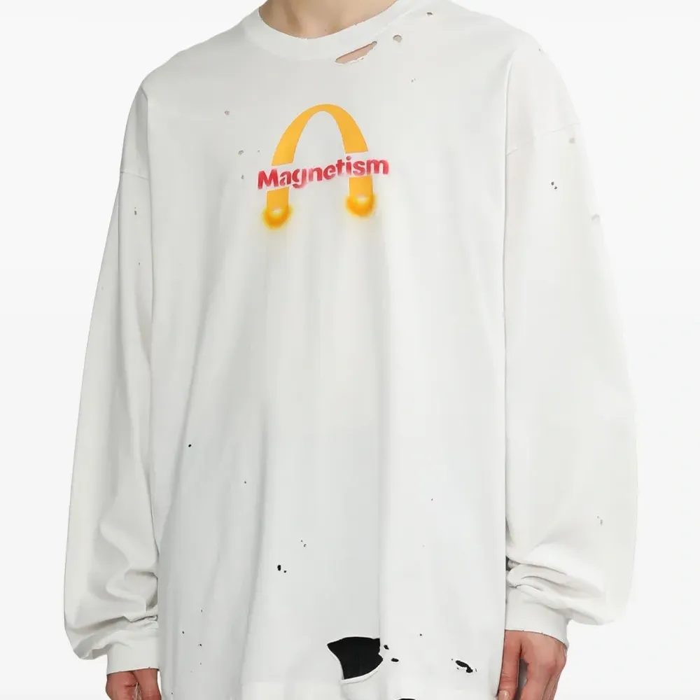 Футболка с графичным принтом