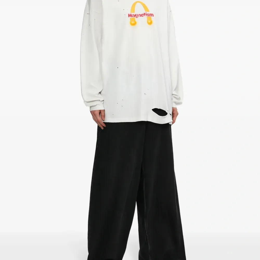 Футболка с графичным принтом