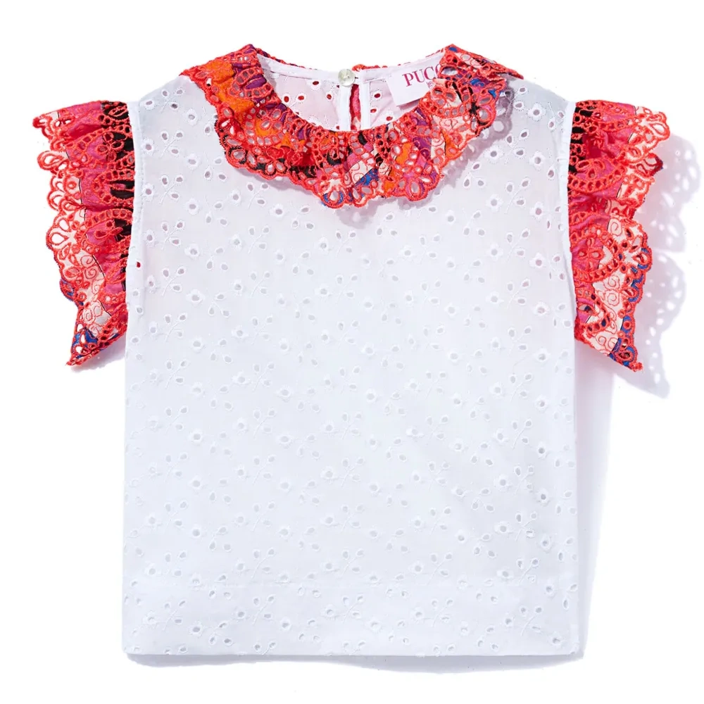 Блузка с английской вышивкой