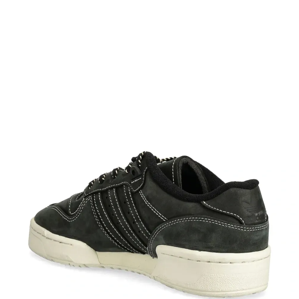 Кроссовки Rivalry