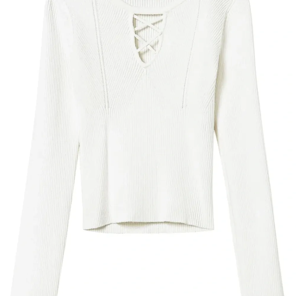 Свитер в рубчик