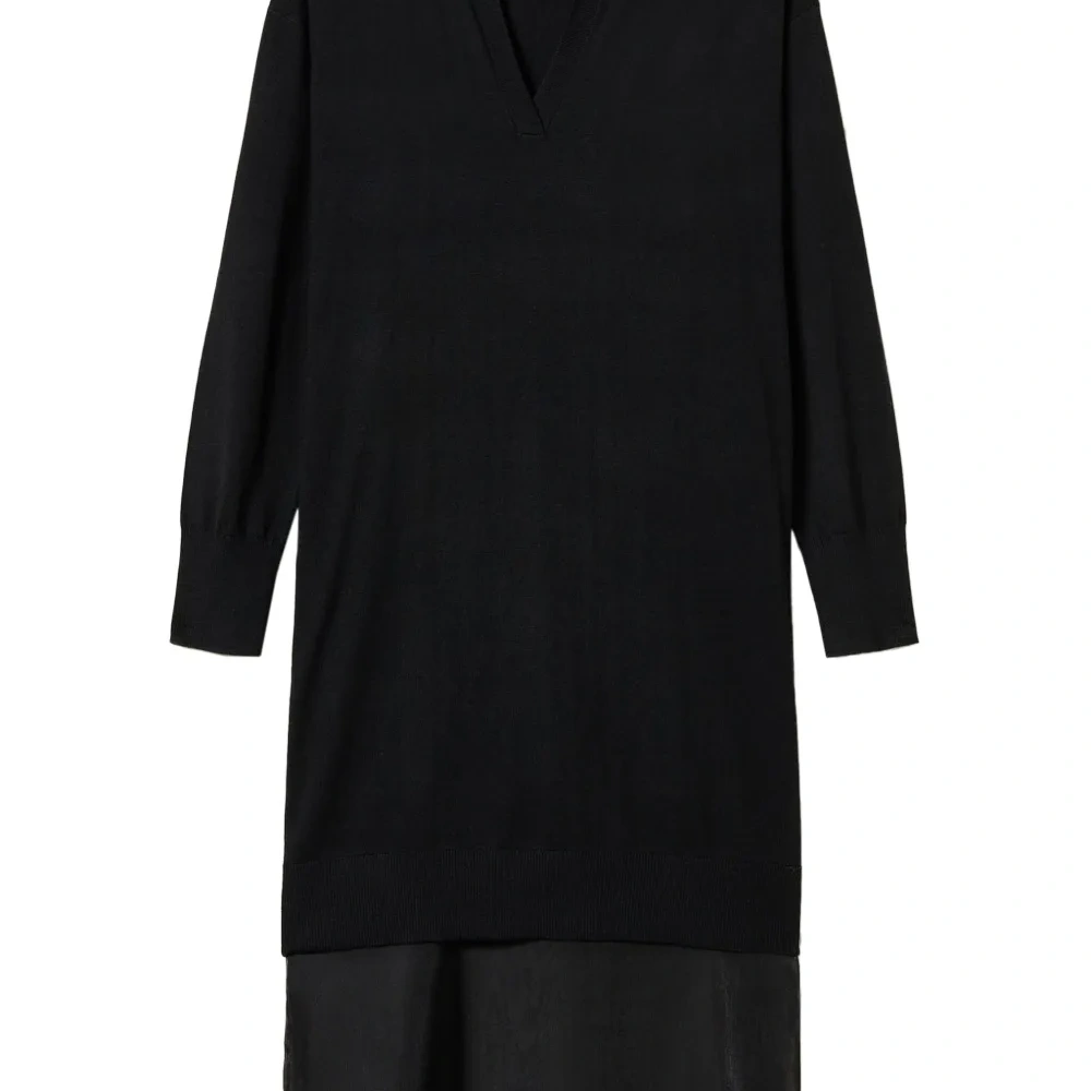 Трикотажное платье миди Трикотажное платье миди