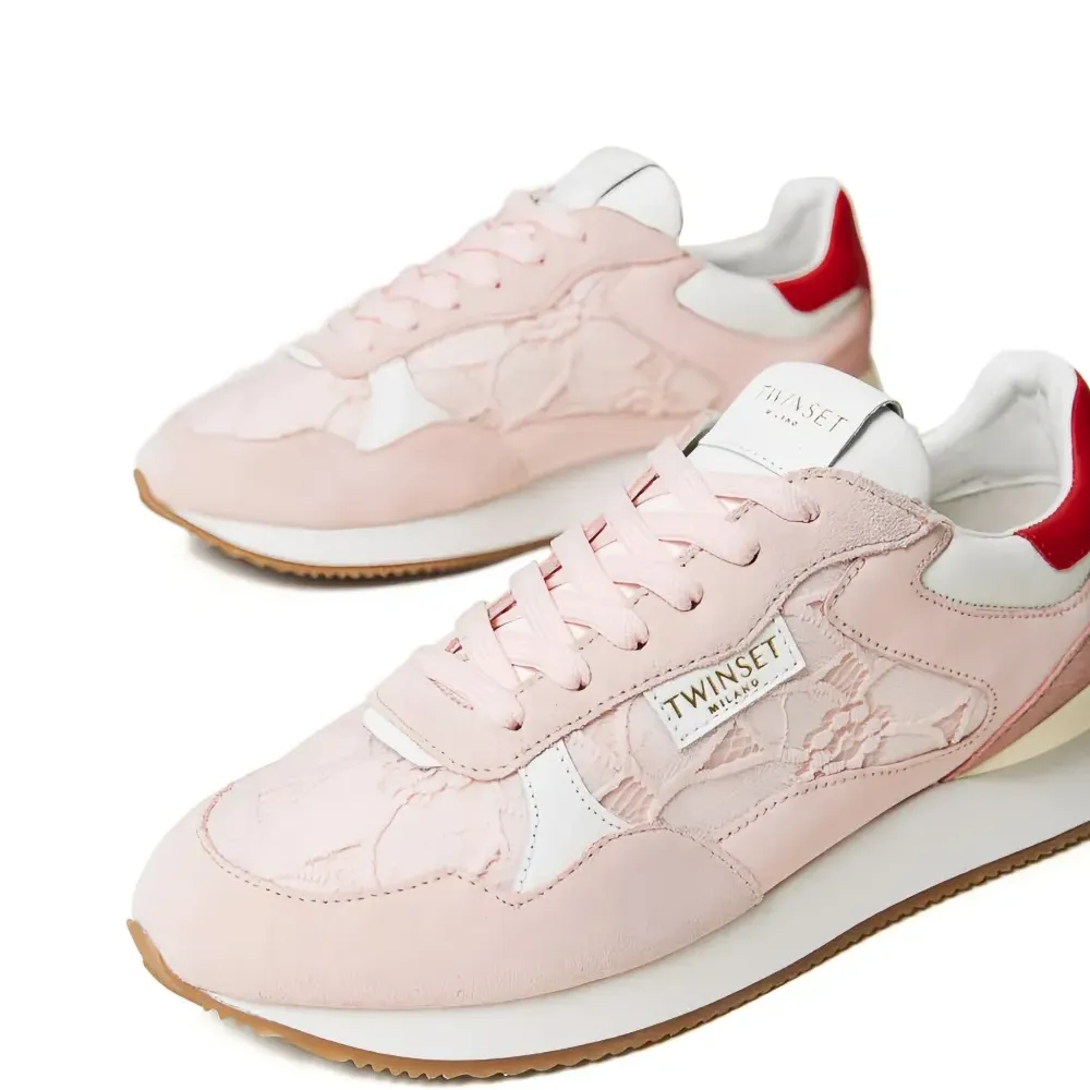 Кроссовки с кружевными вставками Кроссовки с кружевными вставками