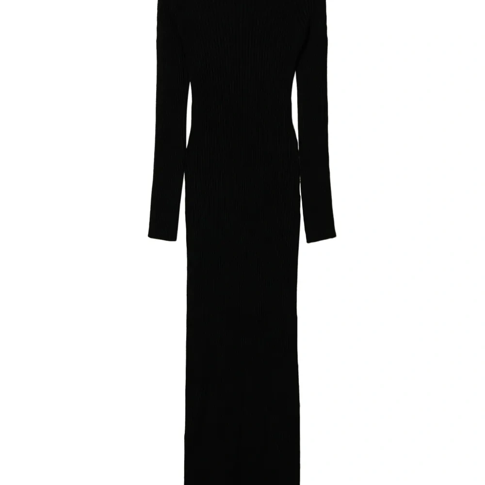 Трикотажное платье с вырезами Трикотажное платье с вырезами