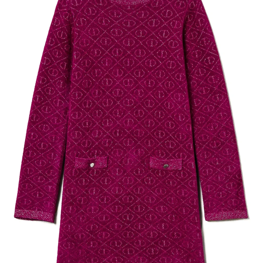 Жаккардовое платье