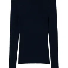 Бесшовный свитер с высоким воротником