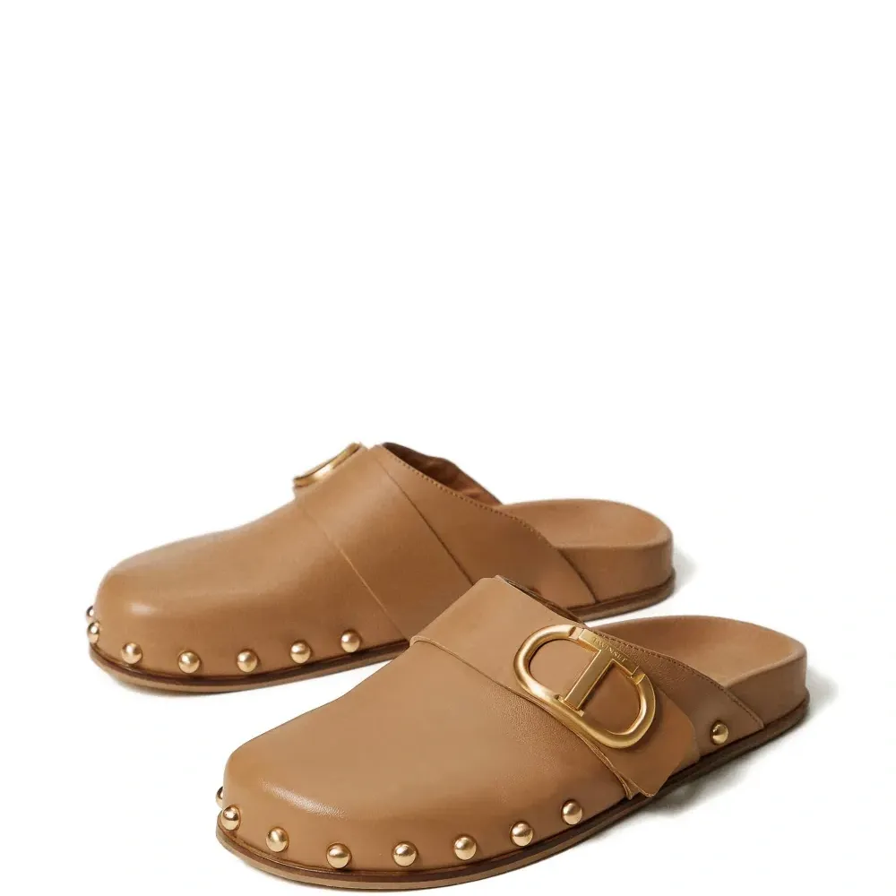 Мюли с заклепками