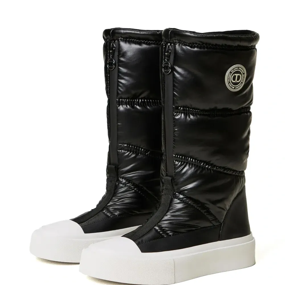 Дутые сапоги с логотипом Дутые сапоги с логотипом