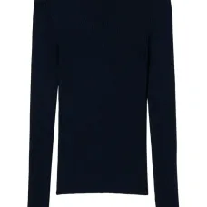 Бесшовный свитер с высоким воротником