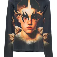 Футболка с длинными рукавами и принтом