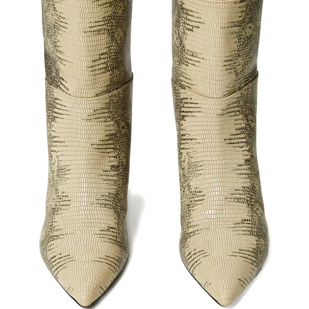 Ботильоны с заостренным носком и принтом Ботильоны с заостренным носком и принтом