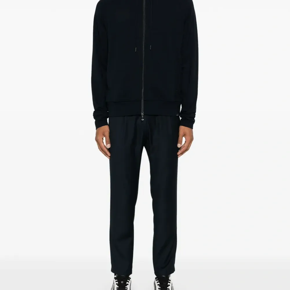 худи из джерси