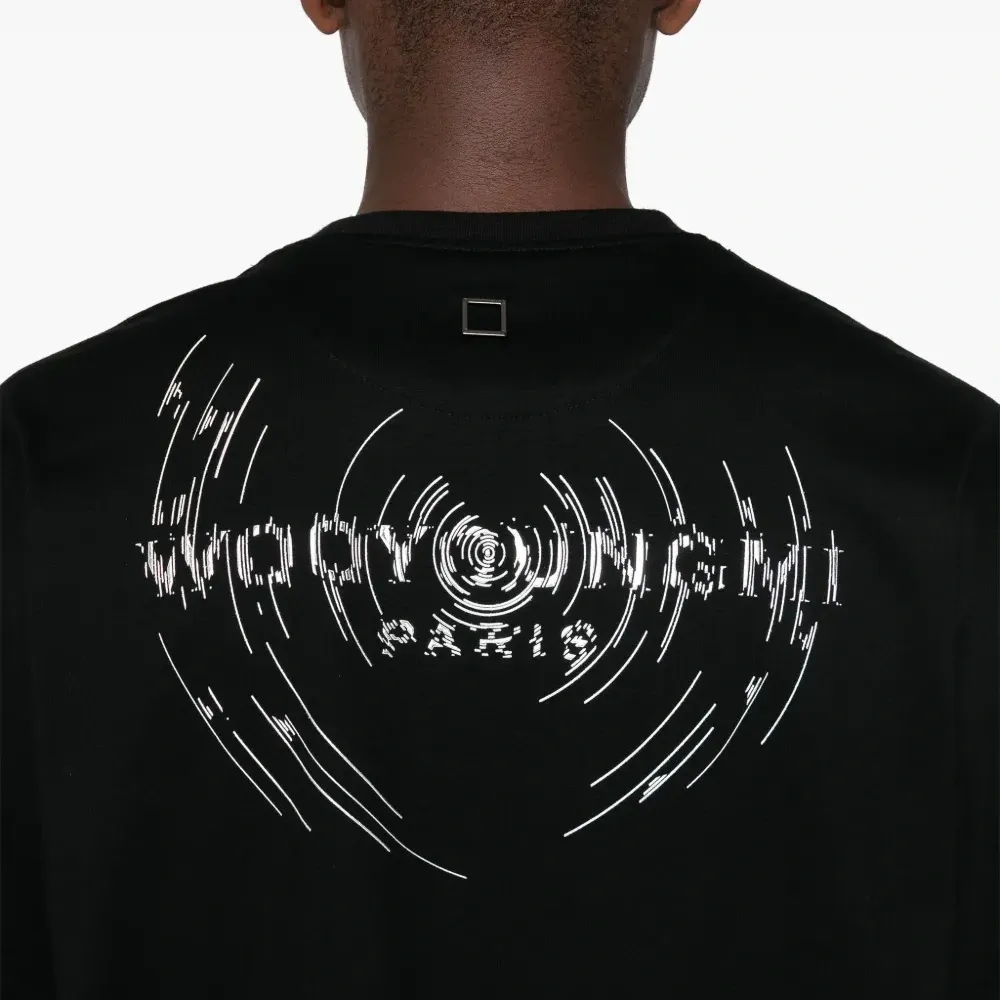 Футболка с нашивкой-логотипом