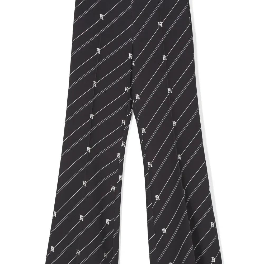 Брюки в полоску