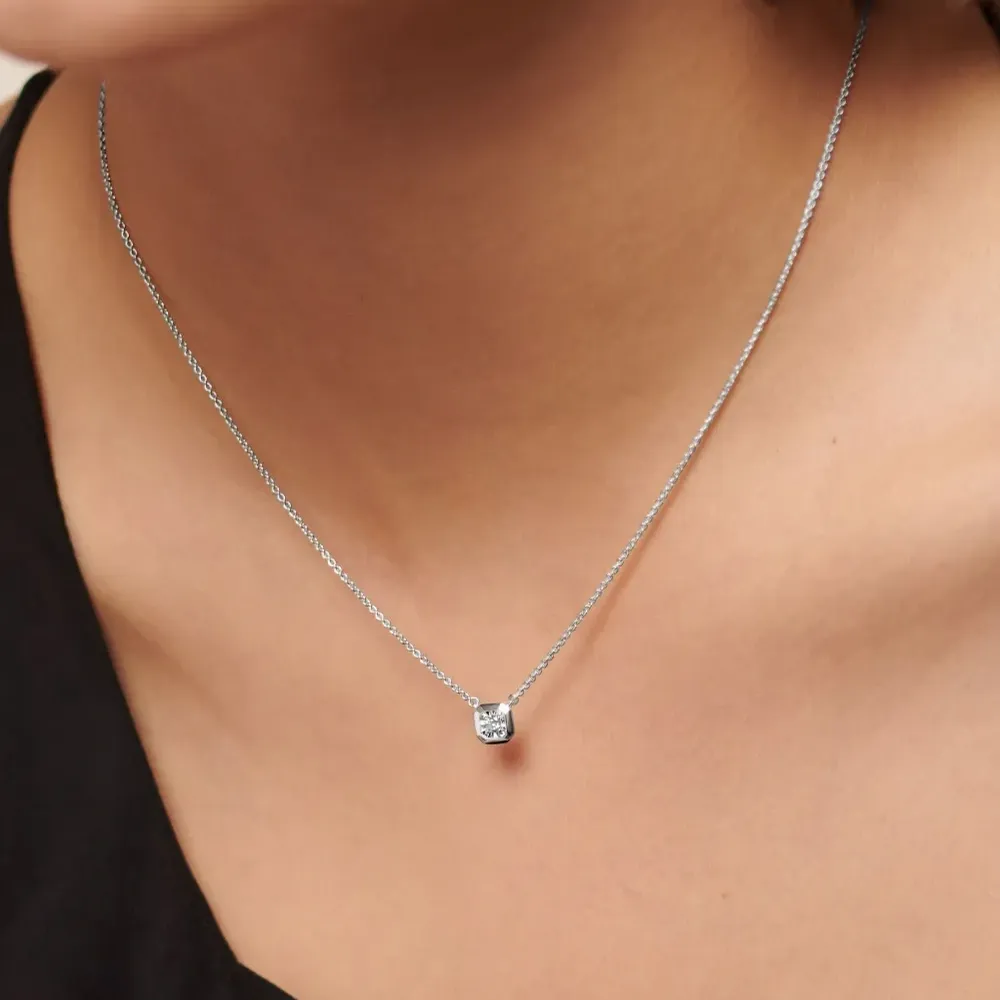 Колье с бриллиантами