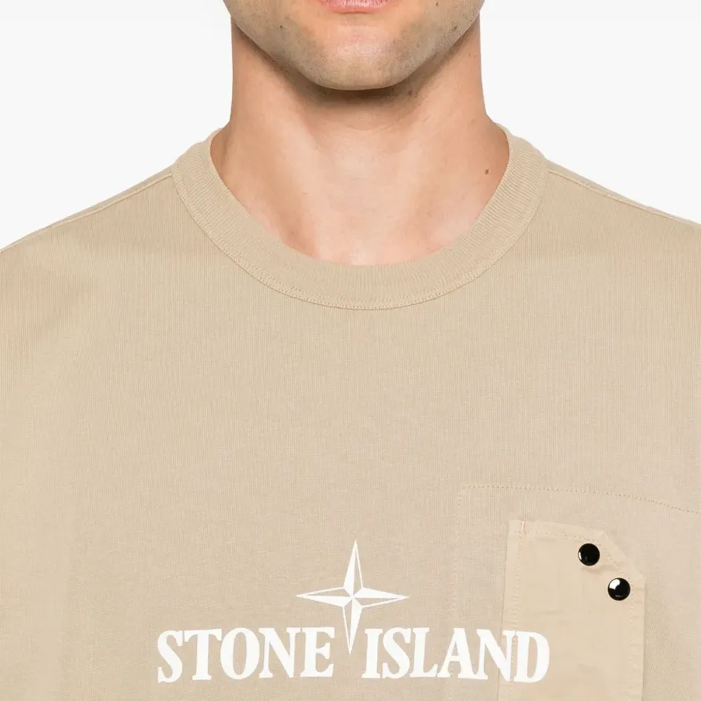 Футболка с логотипом