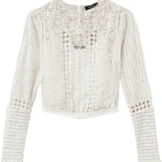 Блузка с вышивкой