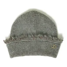 Шапка бини с бахромой и эффектом металлик