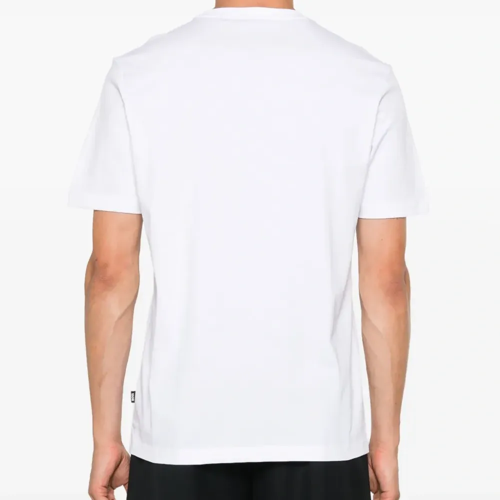 Футболка с нашивкой-логотипом