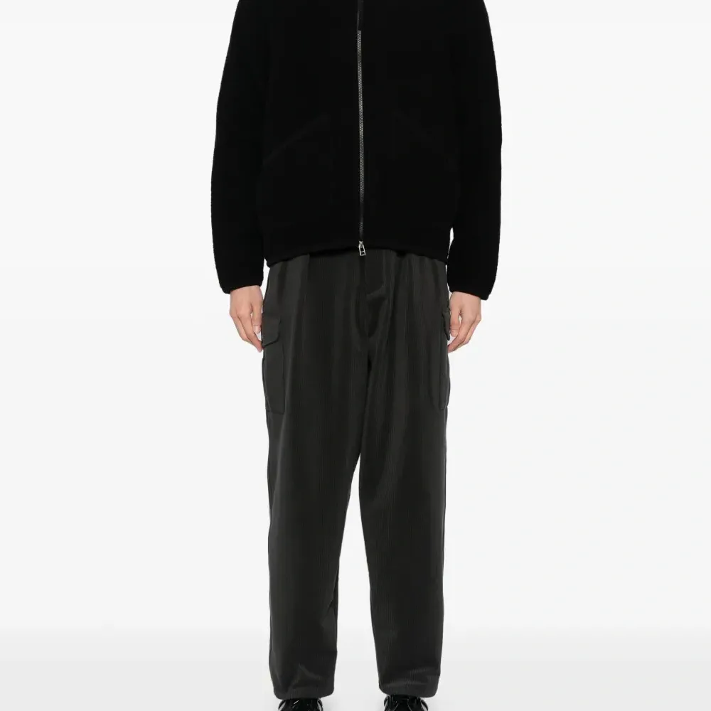 Бомбер на молнии