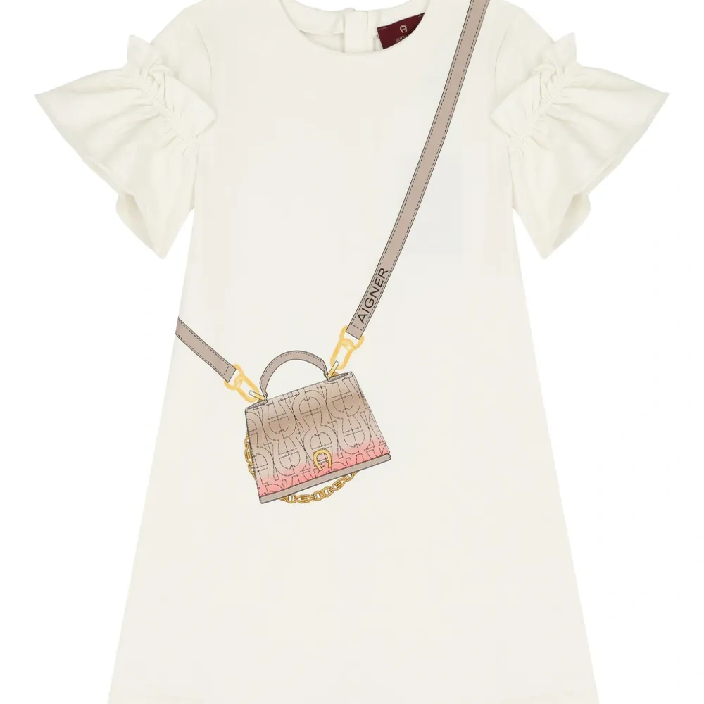 Платье с оборками и принтом