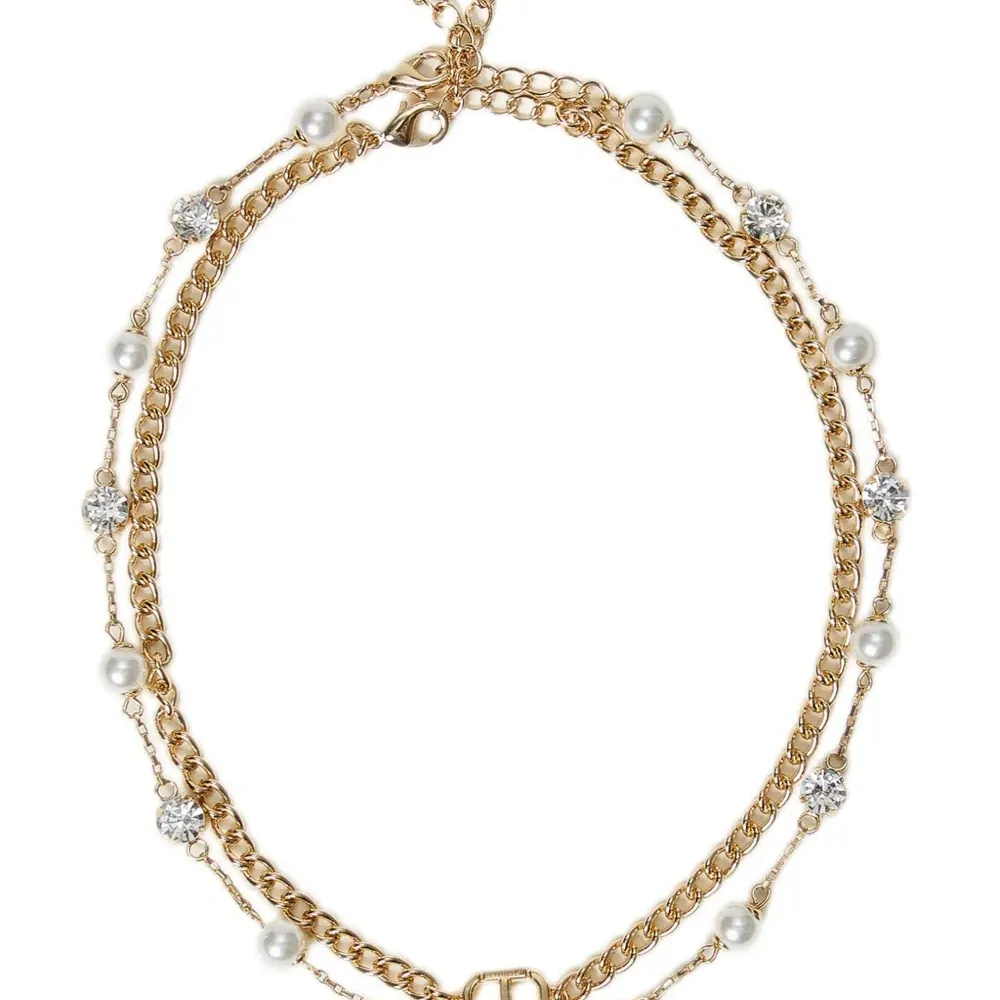 Колье Oval T со стразами