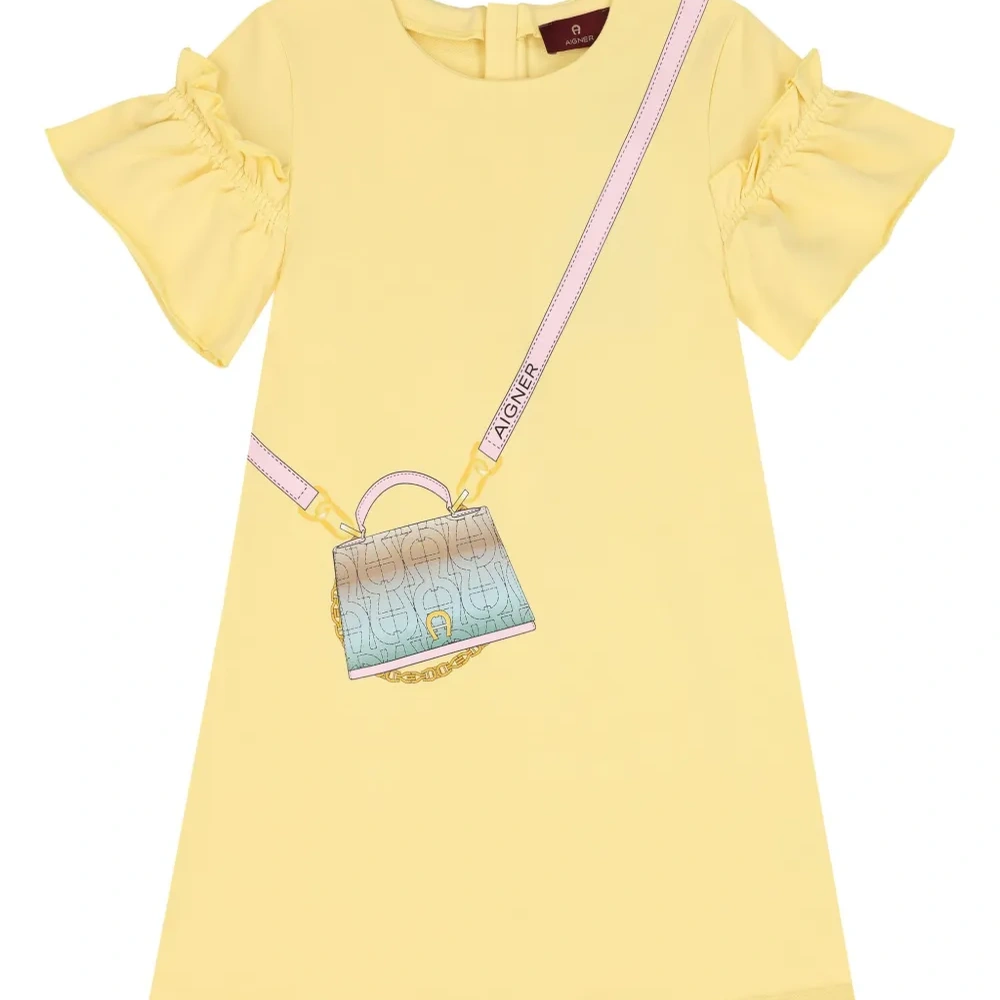 Платье с оборками и принтом