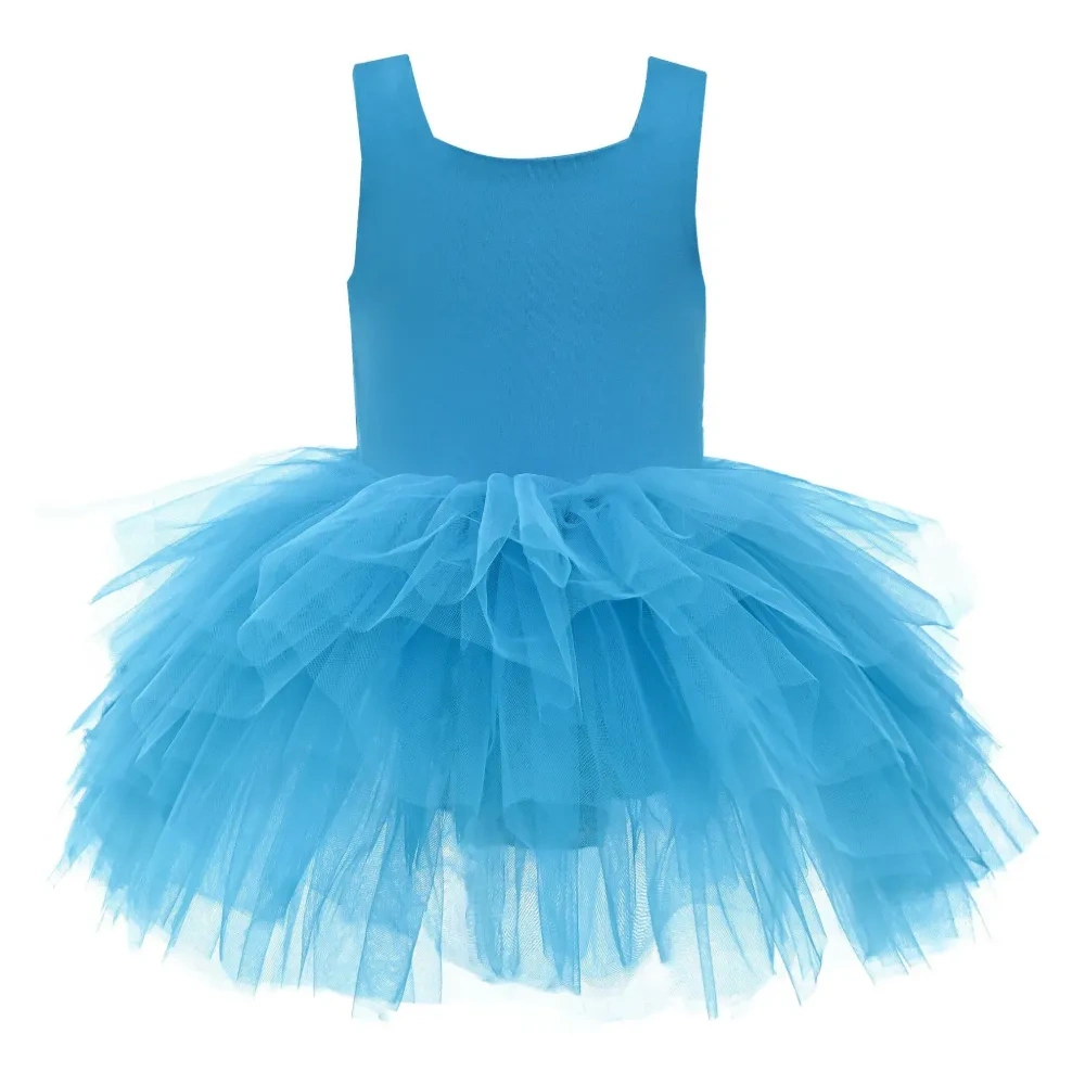 Пышное платье с квадратным вырезом