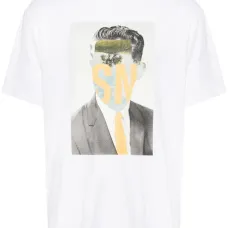 Футболка с графичным принтом