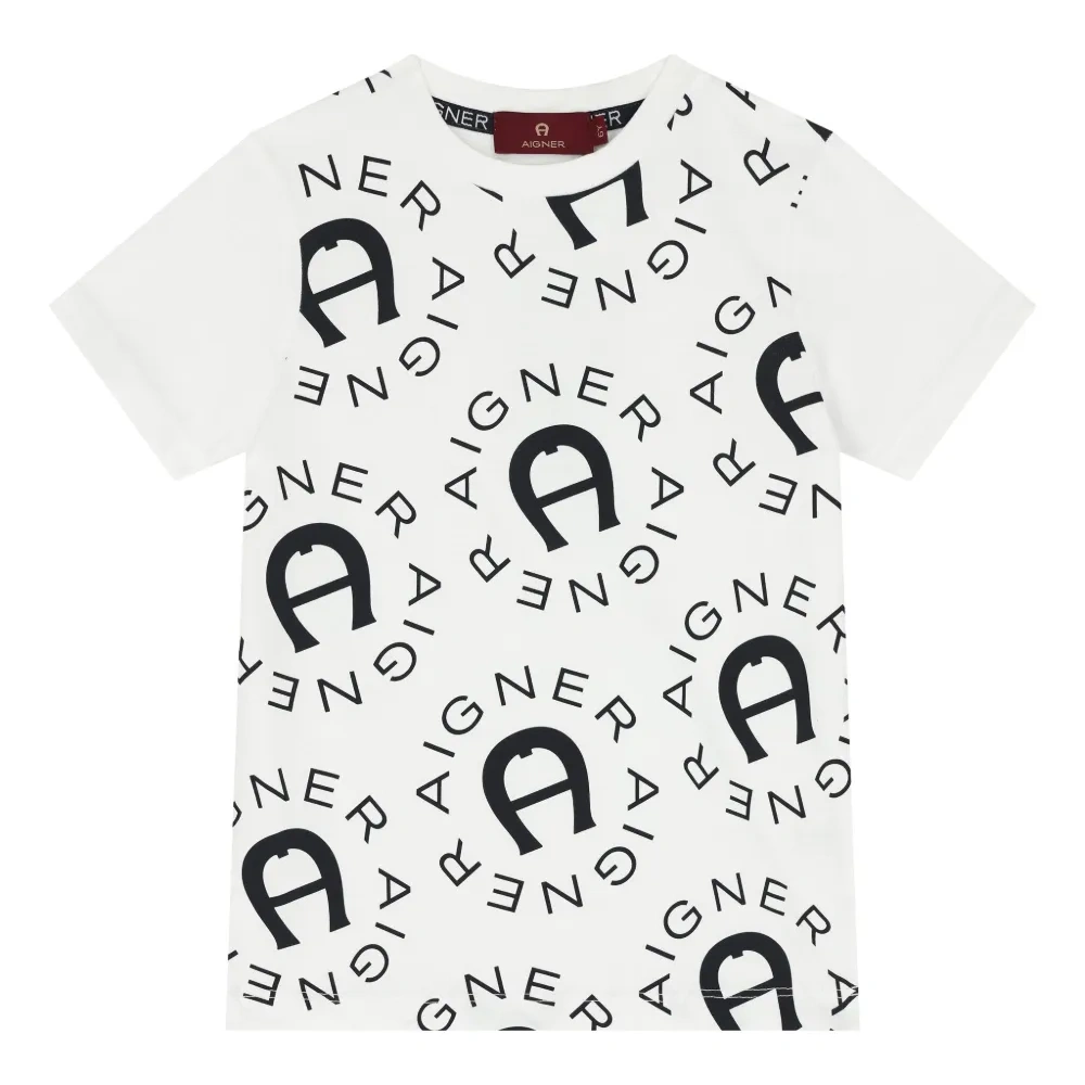 Футболка с логотипом