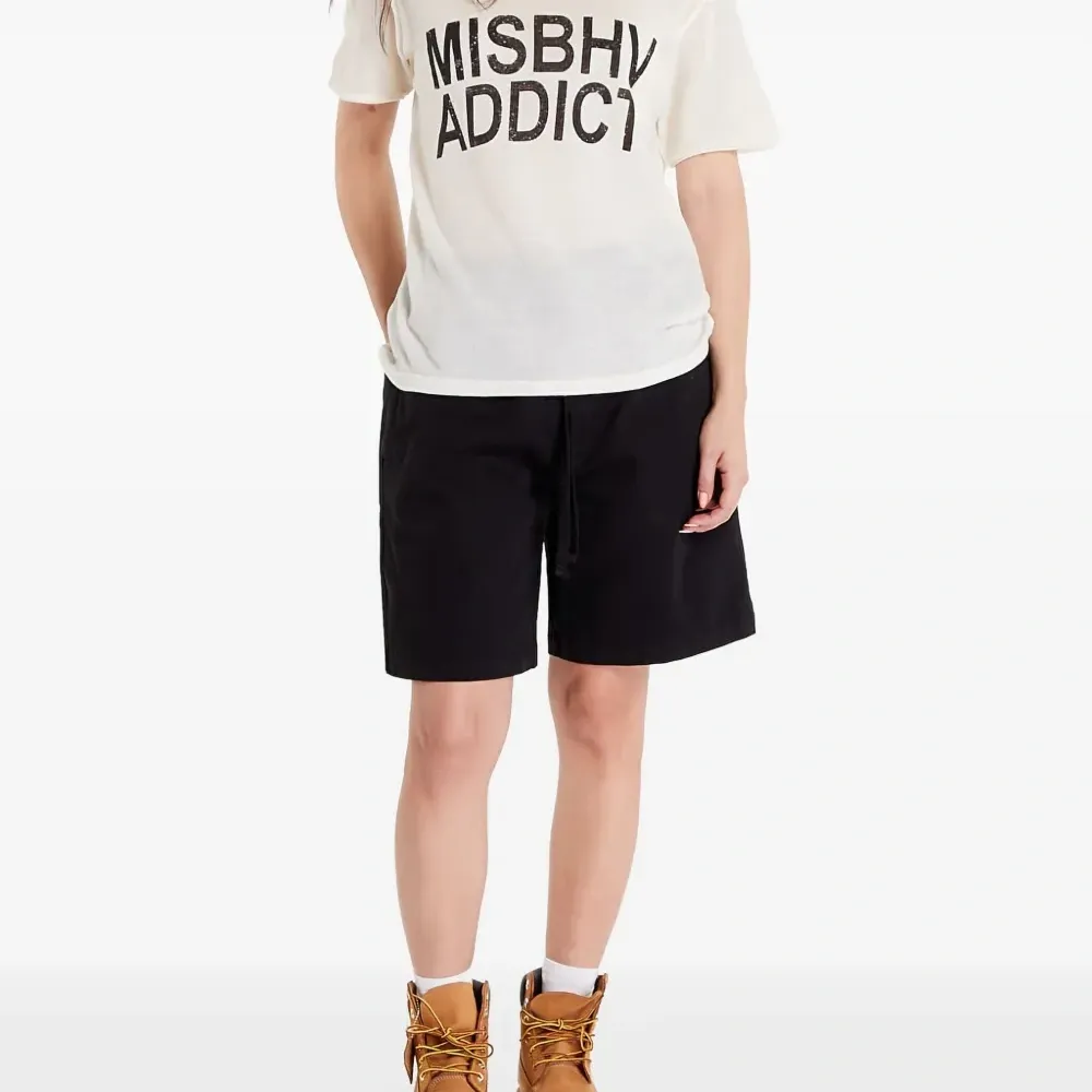 футболка с логотипом футболка с логотипом