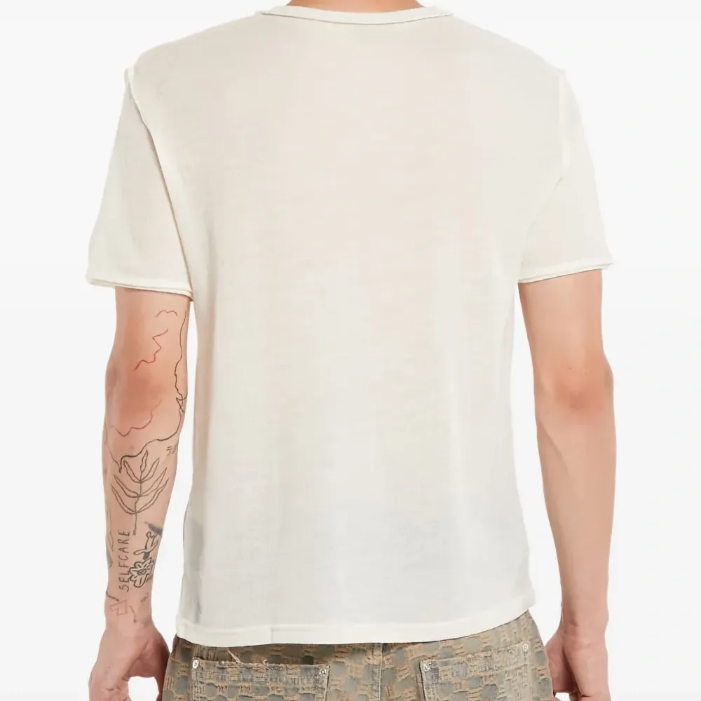 футболка с логотипом футболка с логотипом