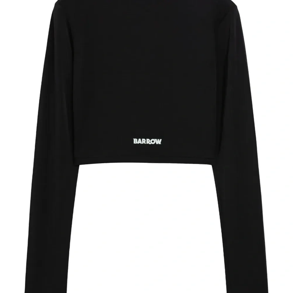 Укороченный топ с длинными рукавами