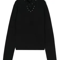 Блузка с заклепками