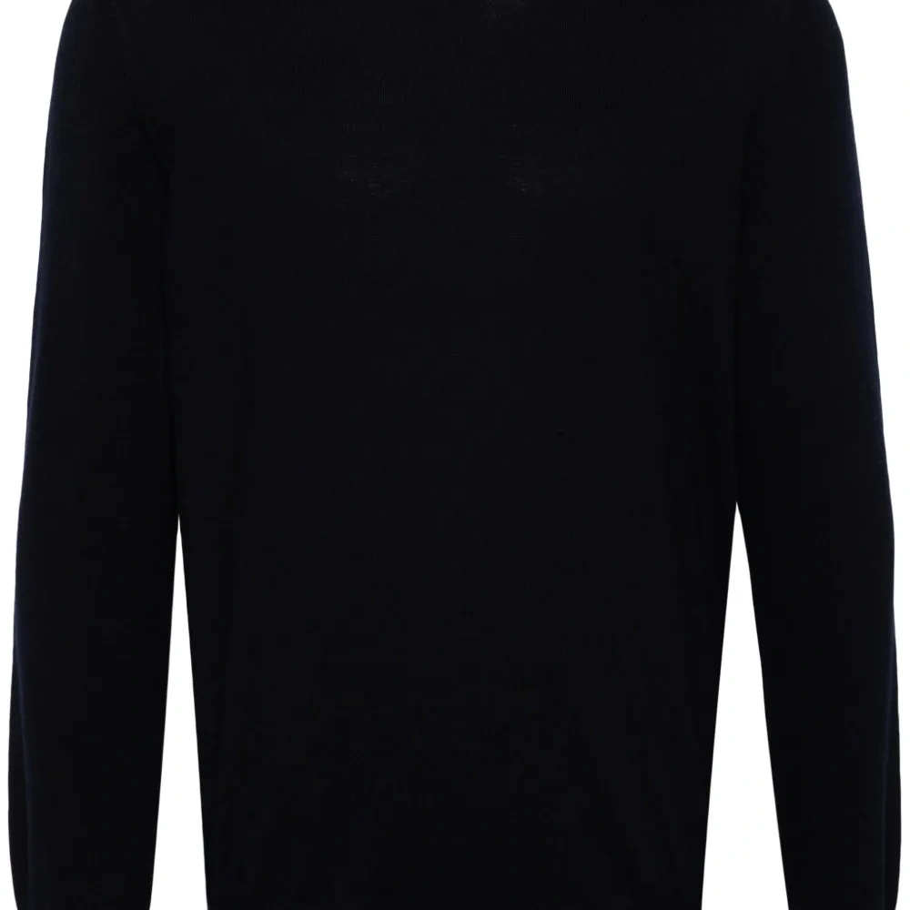 Свитер из вирджинской шерсти