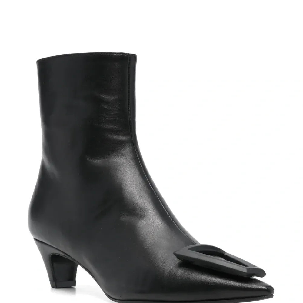 Ботильоны с аппликацией